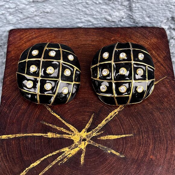 90s Large Black Enamel and Gold Clip On Earring Womens Vintage Statement Jewelry - Picture 1 of 10